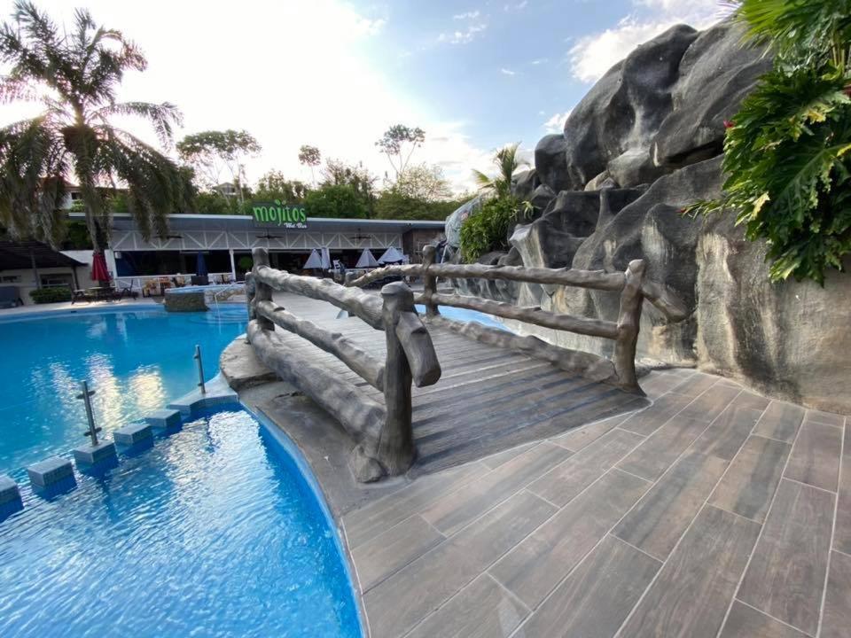 Hotel Pz Country Club & Conference Center San Isidro De El General Exterior photo