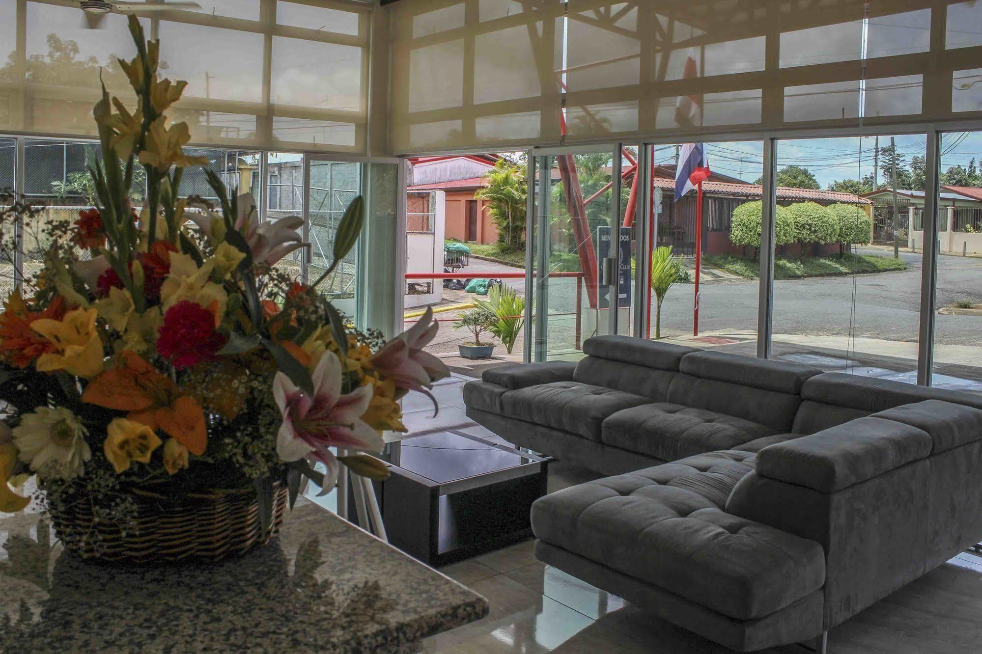 Hotel Pz Country Club & Conference Center San Isidro De El General Exterior photo
